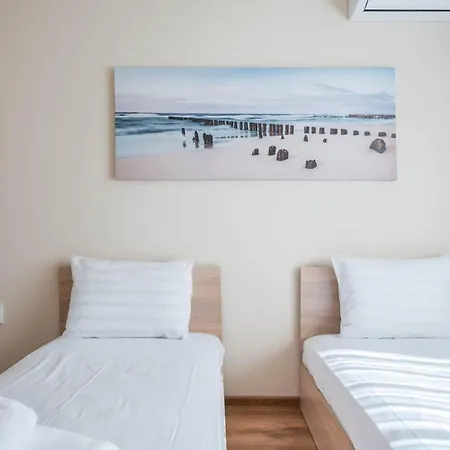 Kanchitos - 2br Artistic Place Warna